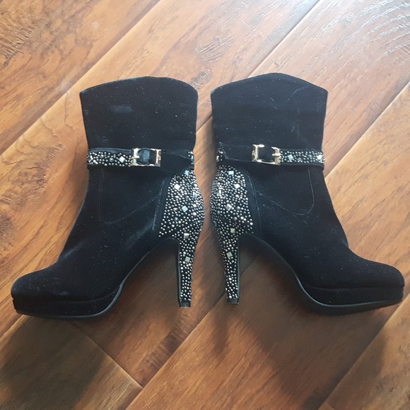 Vero Cuoio Shoes - Beautiful black bling heeled boots 7.5